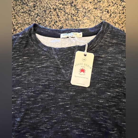 AGAVE DENIM Gray long sleeve sweater.  NWT - Picture 3 of 13